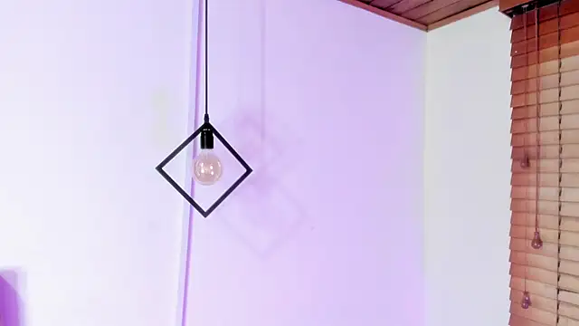 Snapshot of GENNESIS_LOVE chatting on 10/07/25, 03:58 GENNESIS LOVE online show from 10/07/25, 03:58