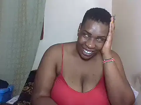 Snapshot of SexyTirries13 chatting on 03/22/25, 06:43 SexyTirries13 online show from 03/22/25, 06:43