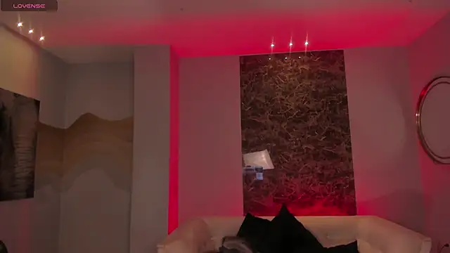 DonnaStonne online show from 03/09/25, 01:56