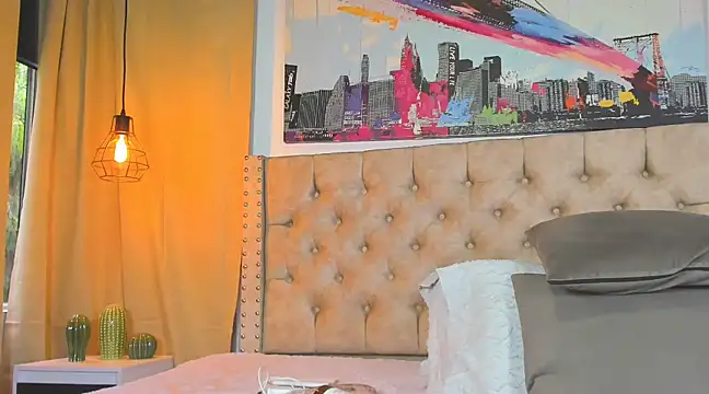 Snapshot of Anya_Texas chatting on 02/28/25, 07:25 Anya Texas online show from 02/28/25, 07:25