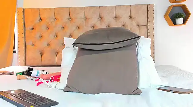 Snapshot of Anya_Texas chatting on 03/14/25, 07:34 Anya Texas online show from 03/14/25, 07:34