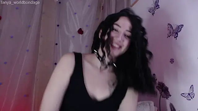 Snapshot of Tanya_WorldBondage chatting on 06/09/26, 01:17 Tanya WorldBondage online show from 06/09/26, 01:17