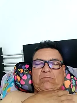 Anuviss lxx online show from 01/16/26, 03:54