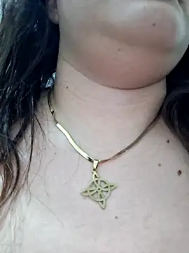 Snapshot of Liancy chatting on 03/01/25, 03:43 Liancy online show from 03/01/25, 03:43