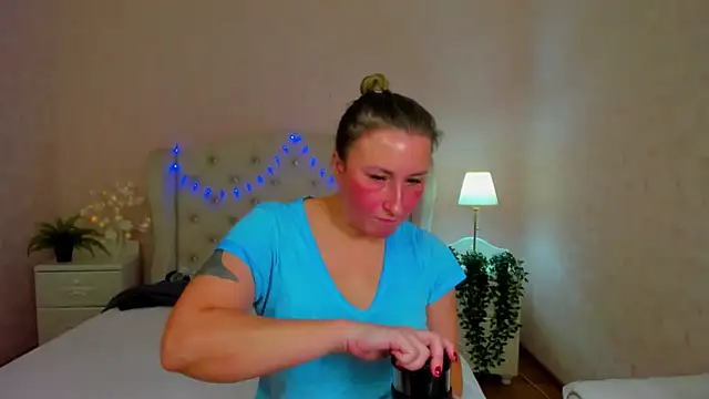 HotLiss online show from 01/26/25, 06:07