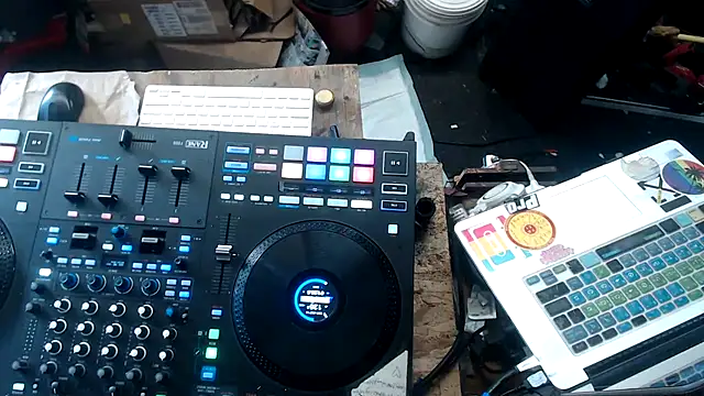 Snapshot of tongueispowerr6d9 chatting on 01/07/25, 07:28 tongueispowerr6d9 online show from 01/07/25, 07:28