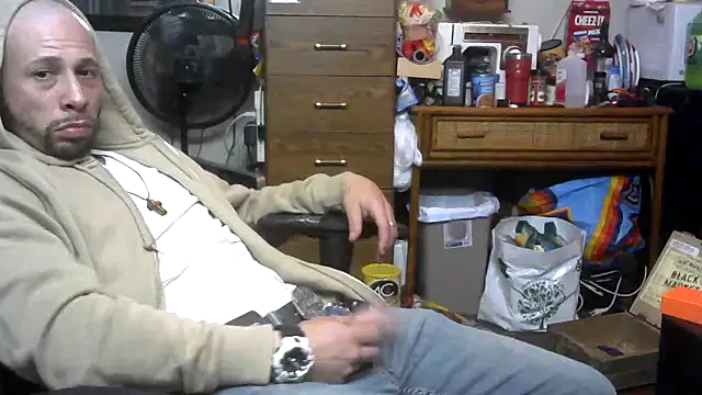 tongueispowerr6d9 online show from 05/16/26, 07:49