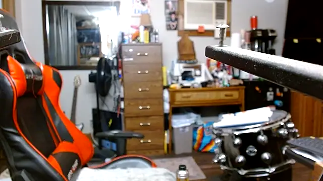 tongueispowerr6d9 online show from 05/30/26, 10:01