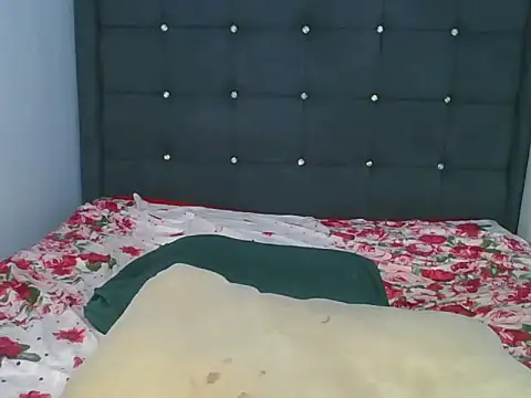 Snapshot of sandra_sauvage chatting on 03/15/26, 12:55 sandra sauvage online show from 03/15/26, 12:55