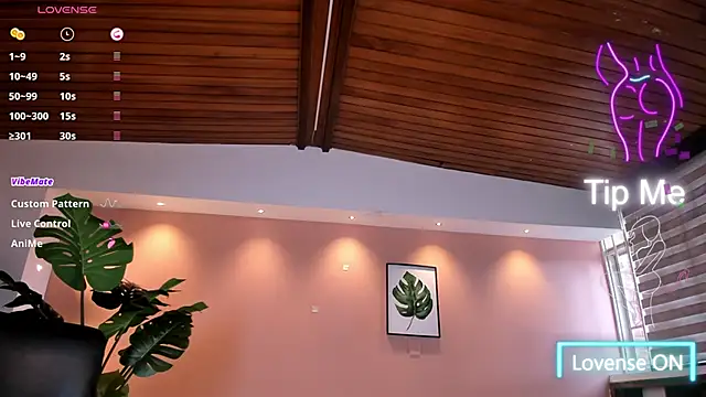 IsabellaaJoness online show from 02/04/25, 06:49