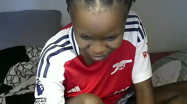 Snapshot of sweet_rozie chatting on 03/14/25, 12:40 sweet rozie online show from 03/14/25, 12:40