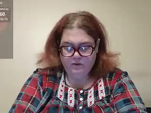 Snapshot of EmberCum chatting on 01/28/25, 12:22 EmberCum online show from 01/28/25, 12:22