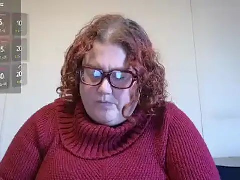 Snapshot of EmberCum chatting on 01/29/25, 02:42 EmberCum online show from 01/29/25, 02:42