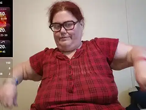 Snapshot of EmberCum chatting on 02/11/25, 02:24 EmberCum online show from 02/11/25, 02:24