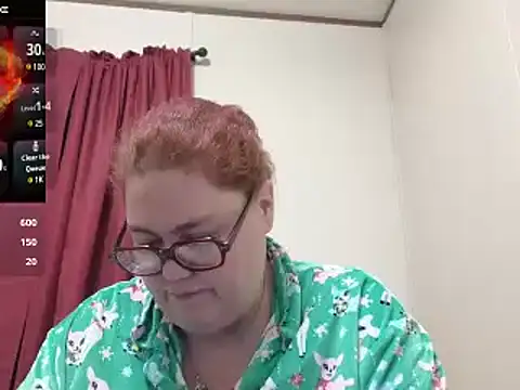 Snapshot of EmberCum chatting on 02/18/25, 10:49 EmberCum online show from 02/18/25, 10:49