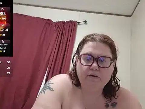 Snapshot of EmberCum chatting on 03/04/25, 11:51 EmberCum online show from 03/04/25, 11:51