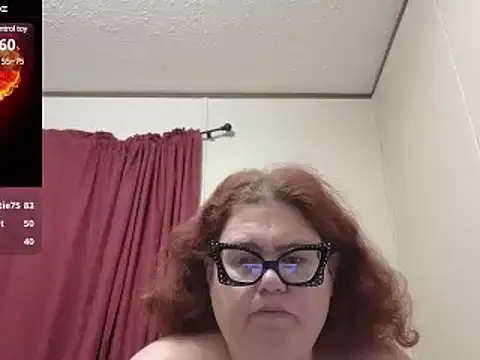 Snapshot of EmberCum chatting on 03/06/25, 11:36 EmberCum online show from 03/06/25, 11:36