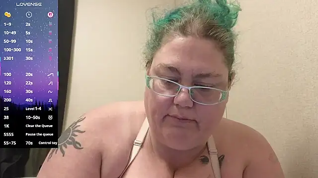 Snapshot of EmberCum chatting on 09/15/25, 09:20 EmberCum online show from 09/15/25, 09:20