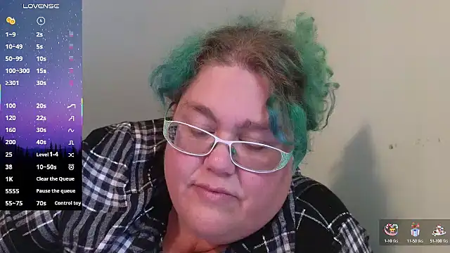 Snapshot of EmberCum chatting on 09/30/25, 09:42 EmberCum online show from 09/30/25, 09:42