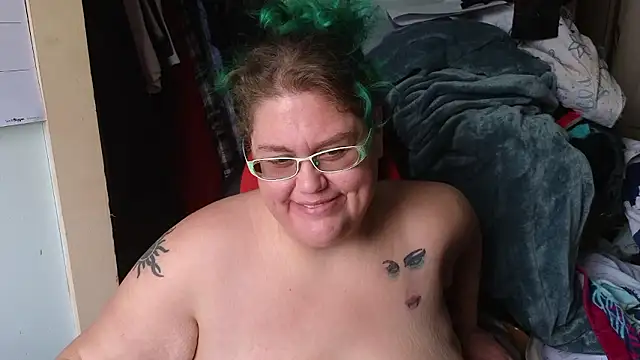 Snapshot of EmberCum chatting on 01/08/26, 03:36 EmberCum online show from 01/08/26, 03:36