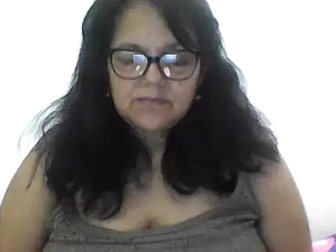 Snapshot of kassandra02 chatting on 01/15/25, 02:27 kassandra02 online show from 01/15/25, 02:27