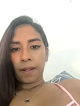 Snapshot of Vivi_bless chatting on 01/27/25, 05:58 Vivi bless online show from 01/27/25, 05:58