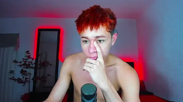 Snapshot of DavidfullOFlove chatting on 01/27/25, 07:14 DavidfullOFlove online show from 01/27/25, 07:14