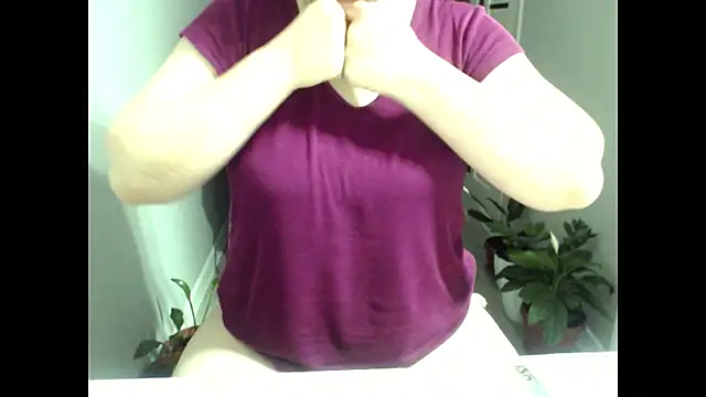 Snapshot of AsweetyAli chatting on 02/25/25, 09:13 AsweetyAli online show from 02/25/25, 09:13