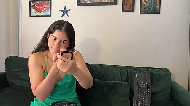 Redfloweer1 online show from 02/07/26, 03:05