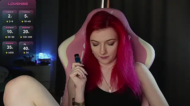 joyhannahh online show from 11/25/25, 12:16