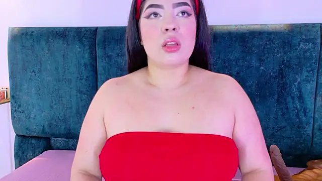 AgathaLynx online show from 02/19/26, 10:33