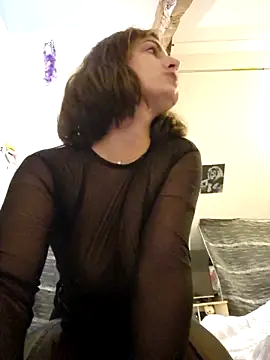 LoLa-69-X online show from 12/22/25, 10:23