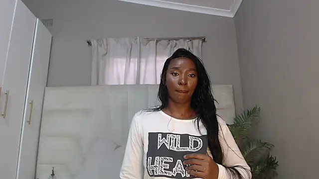 naughtyblackdolie online show from 03/07/25, 04:57