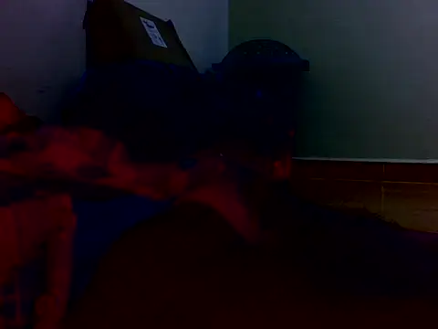 Snapshot of hot_ebonys1 chatting on 11/09/25, 05:11 hot ebonys1 online show from 11/09/25, 05:11