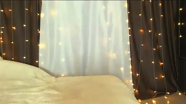 Snapshot of Adriana_Sweet_24 chatting on 12/29/24, 12:55 Adriana Sweet 24 online show from 12/29/24, 12:55