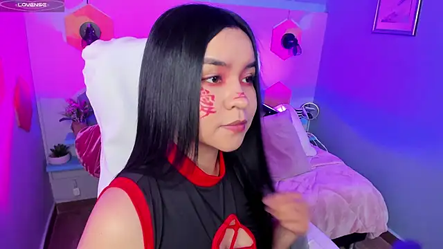 Hanna  Becker  online show from 01/25/25, 04:34