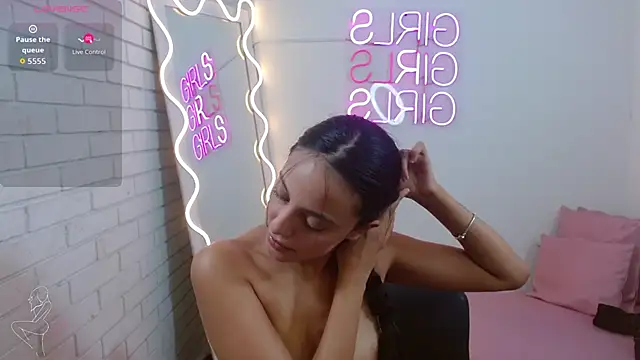 Pia tay online show from 11/15/25, 03:48