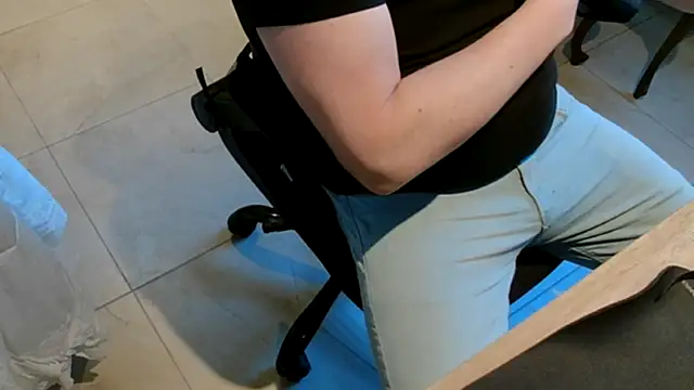 slzypvtpig online show from 02/08/26, 12:14