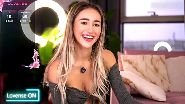 EmilyRaymont online show from 10/03/25, 05:04