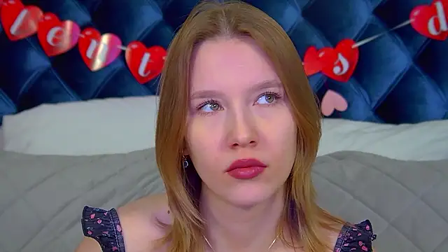 LiliLinn online show from 02/12/26, 04:51