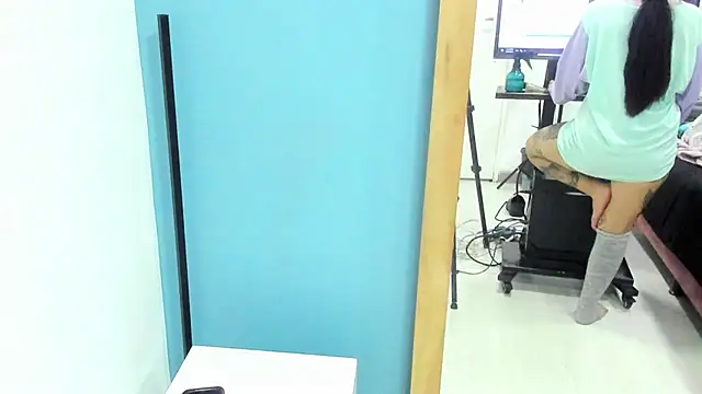 NinaInk online show from 02/08/25, 11:55