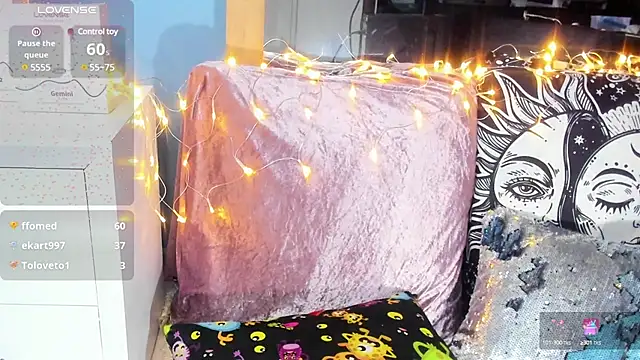 NinaInk online show from 02/08/25, 03:00