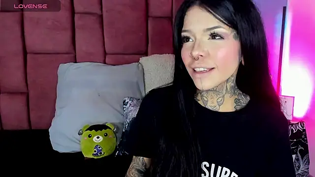 NinaInk online show from 02/20/25, 11:42