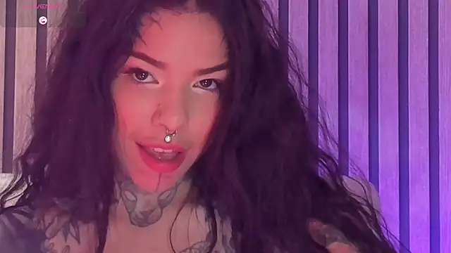 NinaInk online show from 04/04/26, 11:51