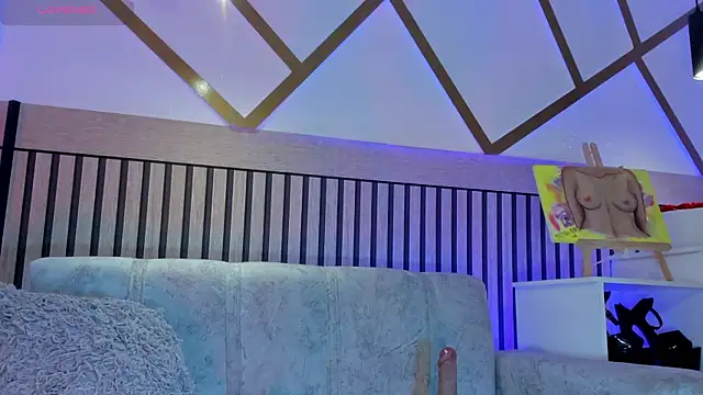 NinaInk online show from 04/09/26, 11:37