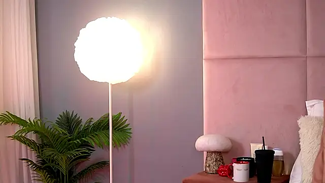 AlmaLuv online show from 02/18/26, 04:41