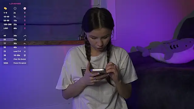 GlamourNova online show from 01/30/25, 03:40