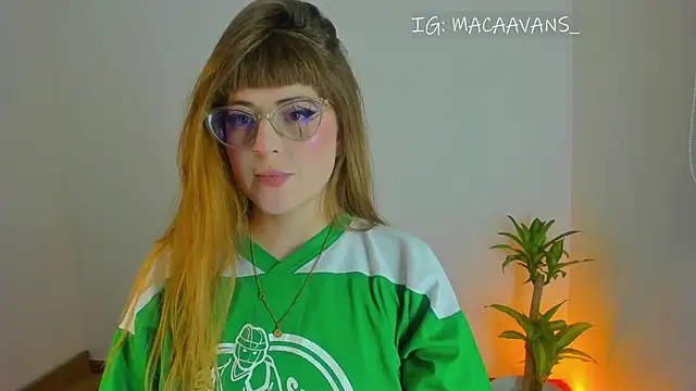 tekila   online show from 02/25/26, 12:31