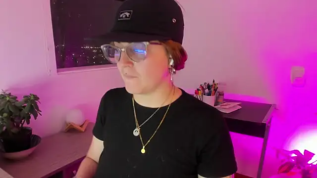 tekila   online show from 04/22/26, 11:39