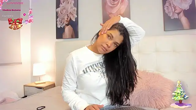 Snapshot of Sweetdreamses_ chatting on 12/27/24, 12:23 Sweetdreamses online show from 12/27/24, 12:23